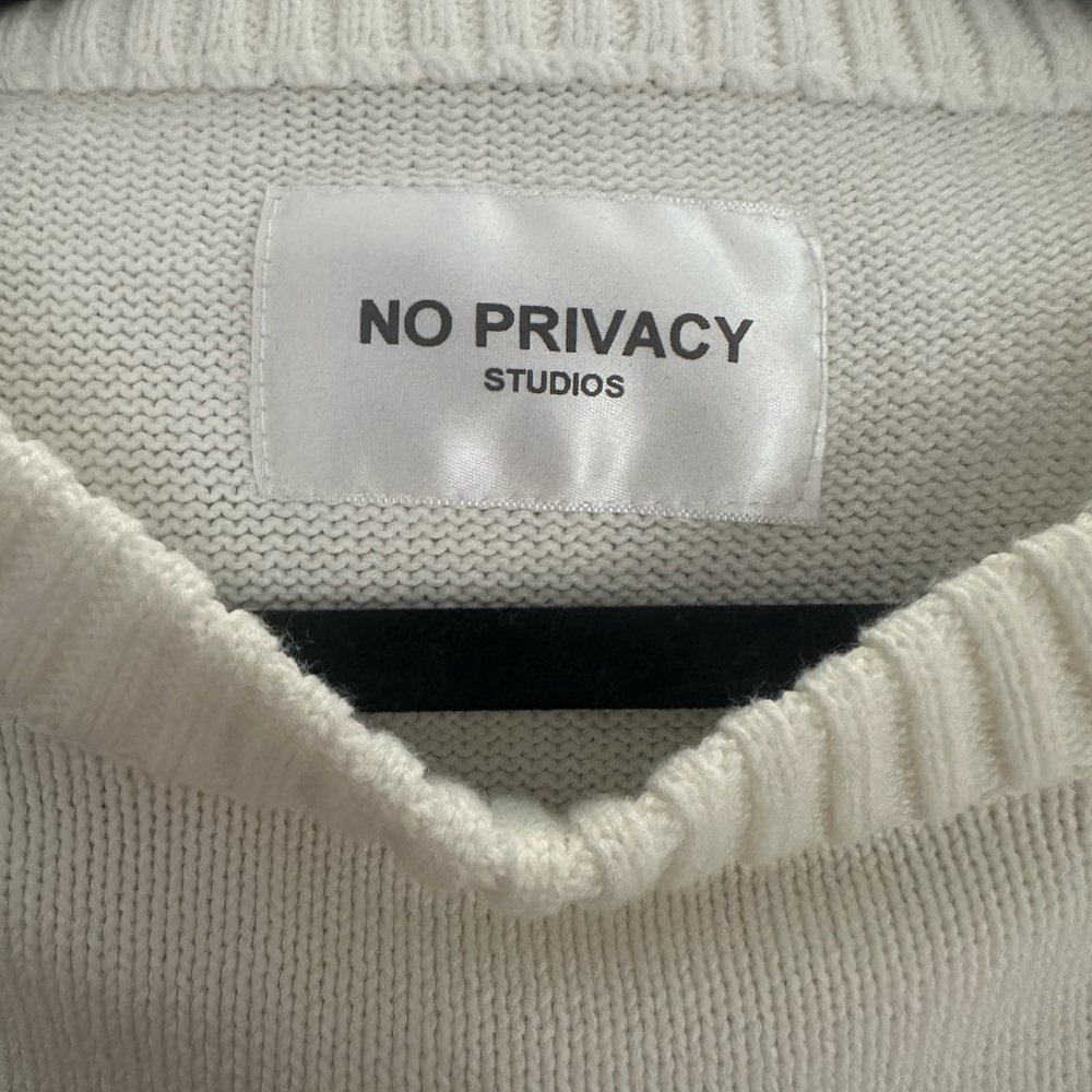 White/Cream NO PRIVACY STUDIOS John Lennon and Yoko Ono sweater (size medium) - Picture 2 of 6